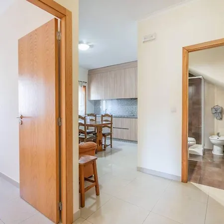 Cantinho Dos Fernandes Ii *