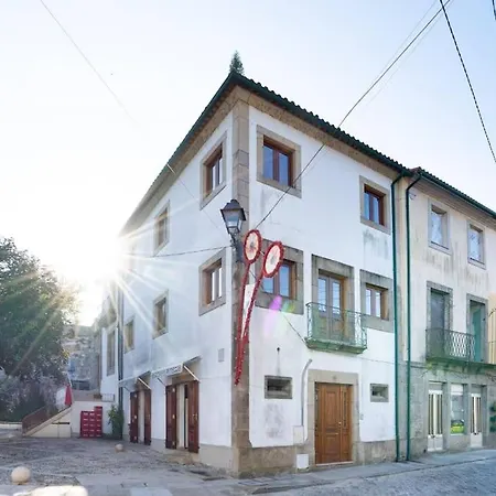 Cantinho Dos Fernandes Ii *