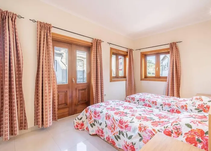 Cantinho Dos Fernandes Ii